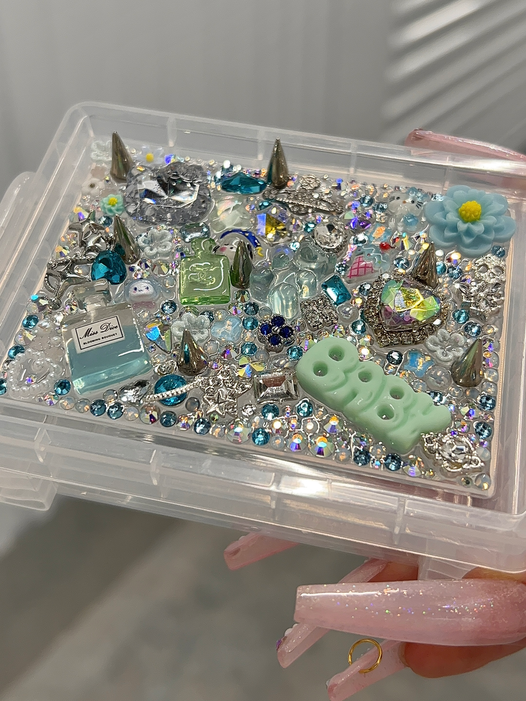 Ready2ship♡ Charm Box