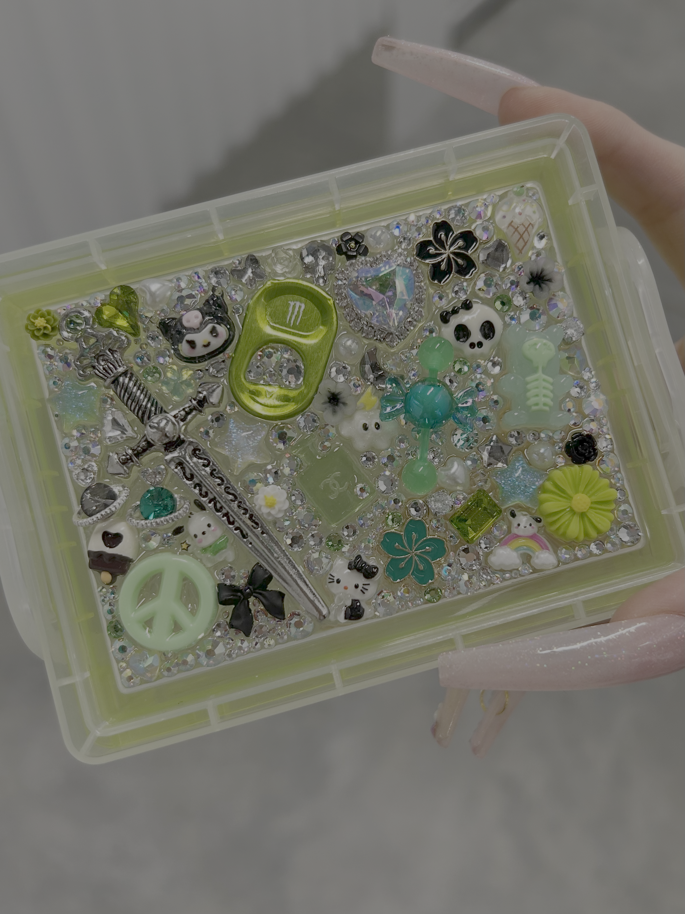 Ready2ship♡ Charm Box